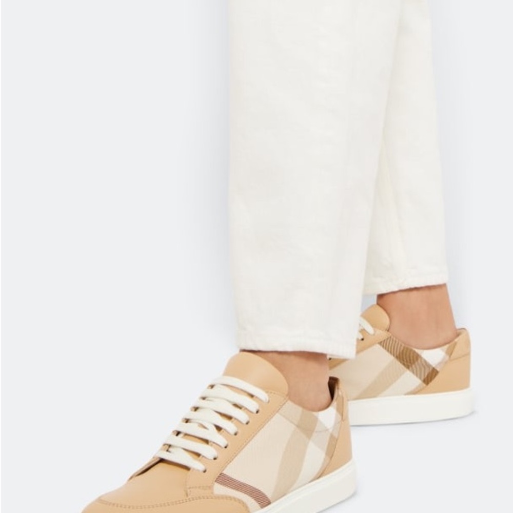 Burberry women’s classic Check leather sneakers - Picture 3 of 8
